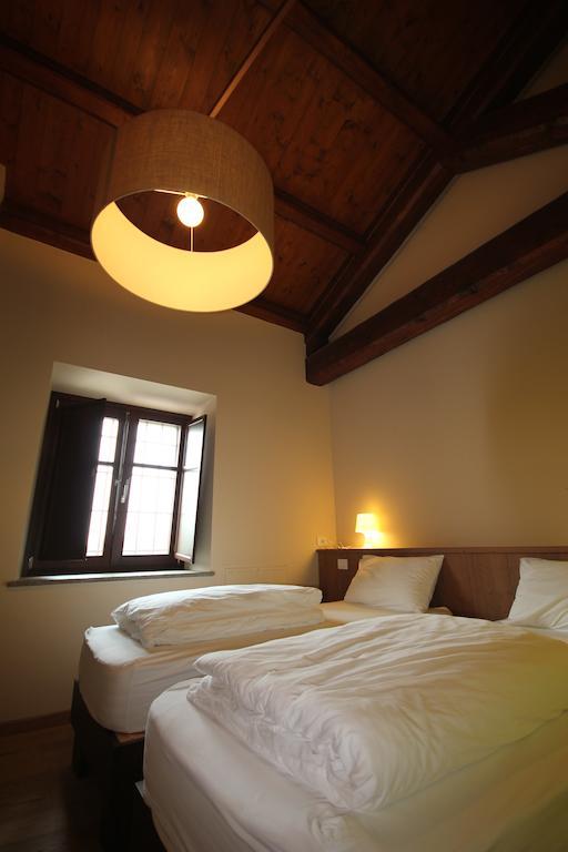 Agriturismo Tetto Garrone كونيو الغرفة الصورة